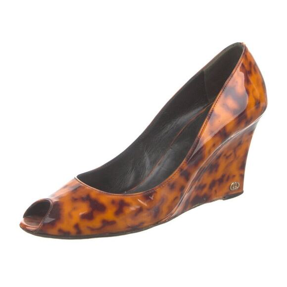 Authentic GUCCI Animal Print Patent Leather Peep Toe Wedge Heels Size 9 EUC - Picture 1 of 6
